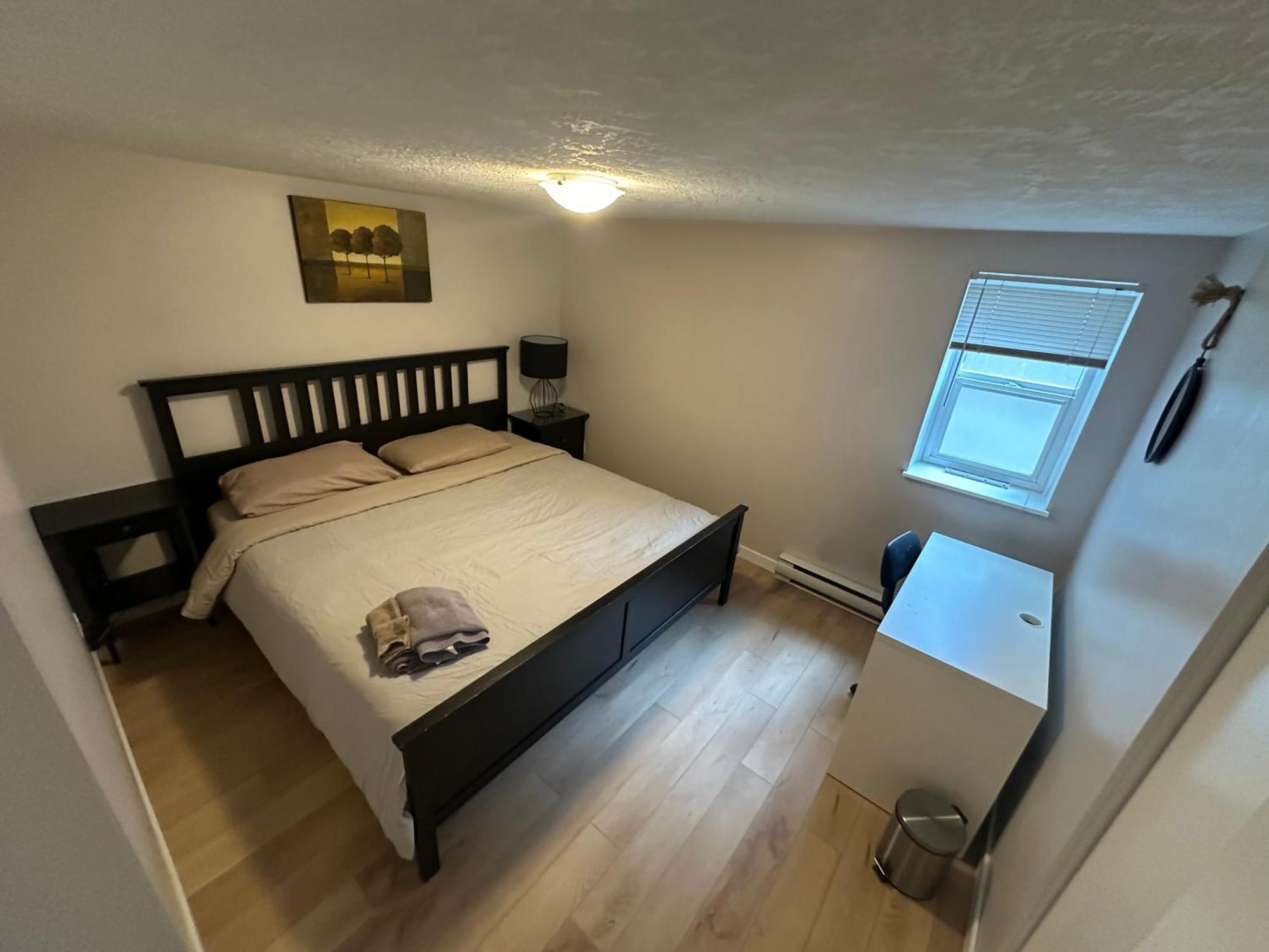 Artistic Apartment Near Downtown Victoria Extérieur photo